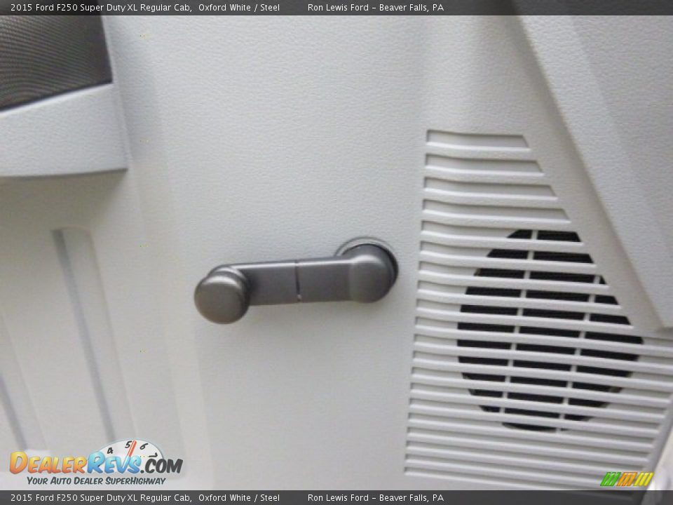 2015 Ford F250 Super Duty XL Regular Cab Oxford White / Steel Photo #18
