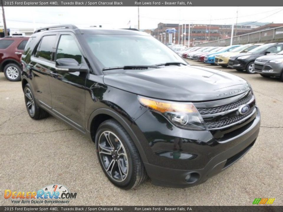 Front 3/4 View of 2015 Ford Explorer Sport 4WD Photo #2