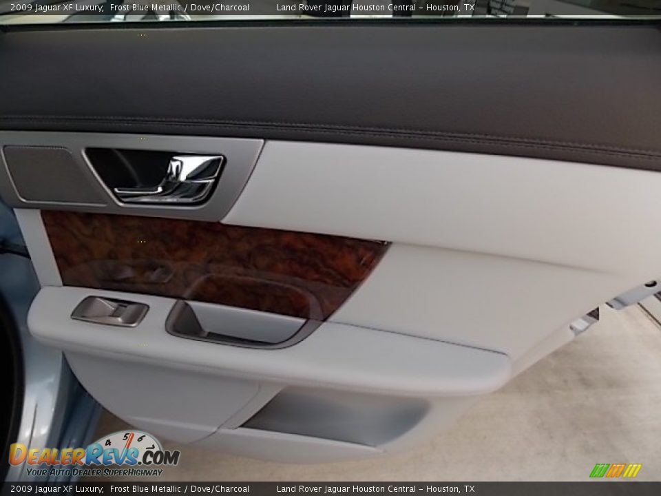 2009 Jaguar XF Luxury Frost Blue Metallic / Dove/Charcoal Photo #26