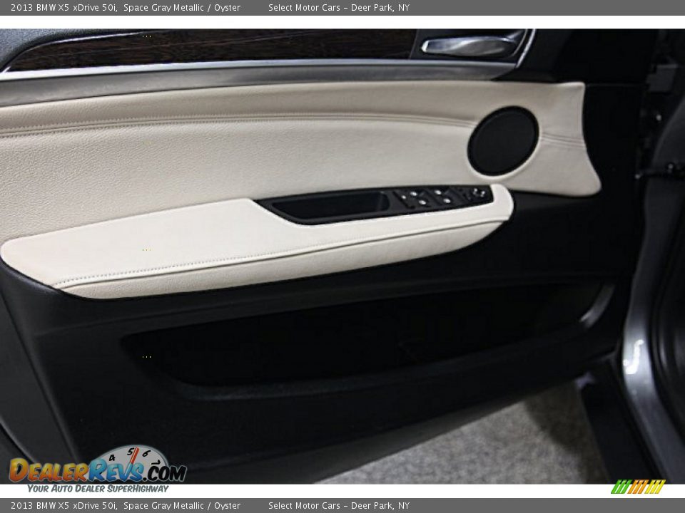 2013 BMW X5 xDrive 50i Space Gray Metallic / Oyster Photo #8