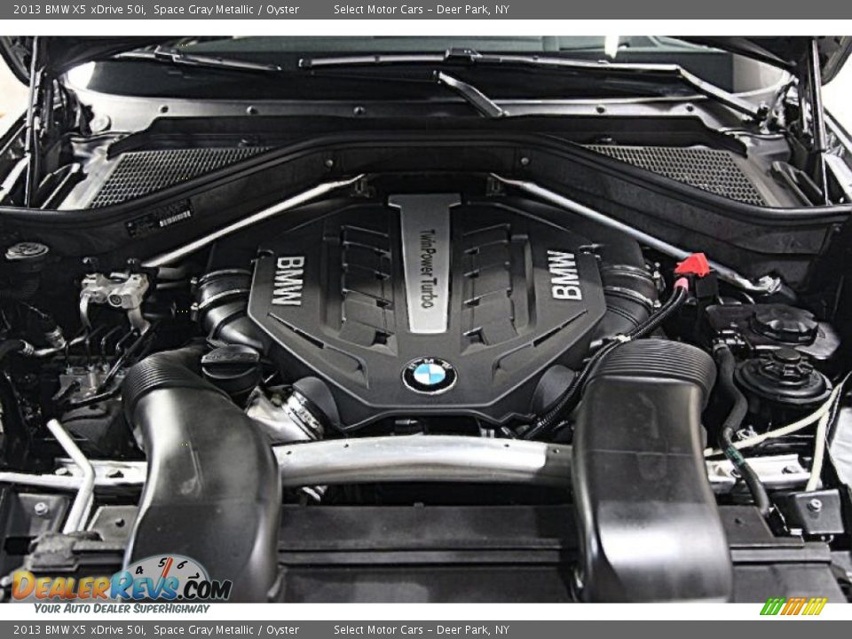 2013 BMW X5 xDrive 50i Space Gray Metallic / Oyster Photo #15