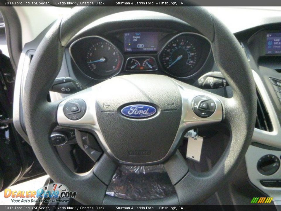 2014 Ford Focus SE Sedan Tuxedo Black / Charcoal Black Photo #12