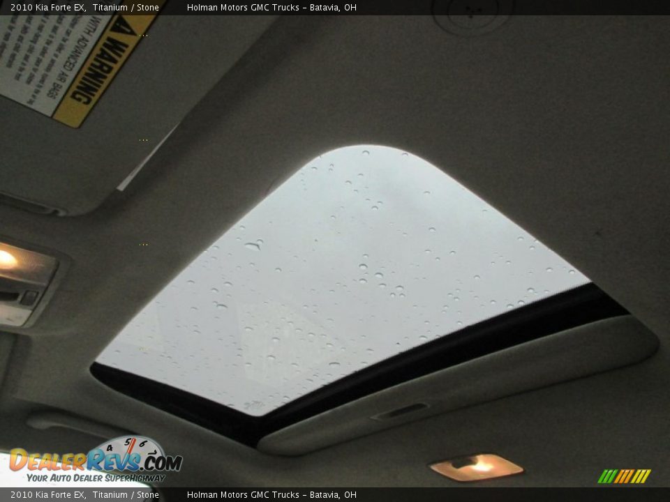 2010 Kia Forte EX Titanium / Stone Photo #19