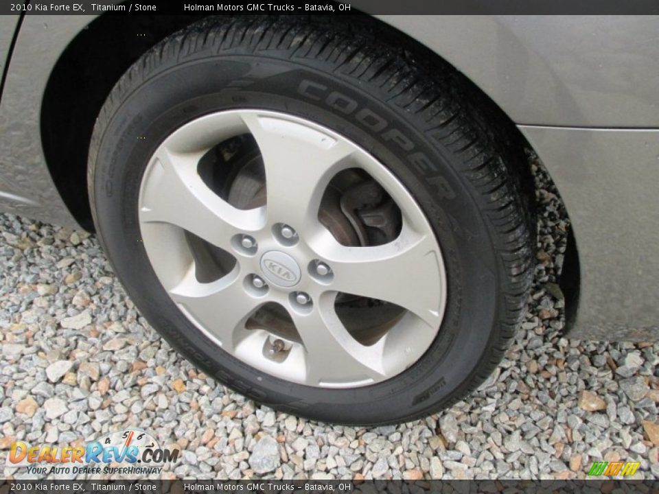 2010 Kia Forte EX Titanium / Stone Photo #22