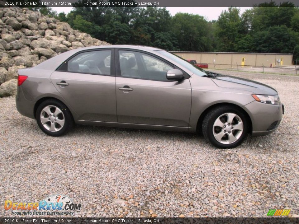 2010 Kia Forte EX Titanium / Stone Photo #28