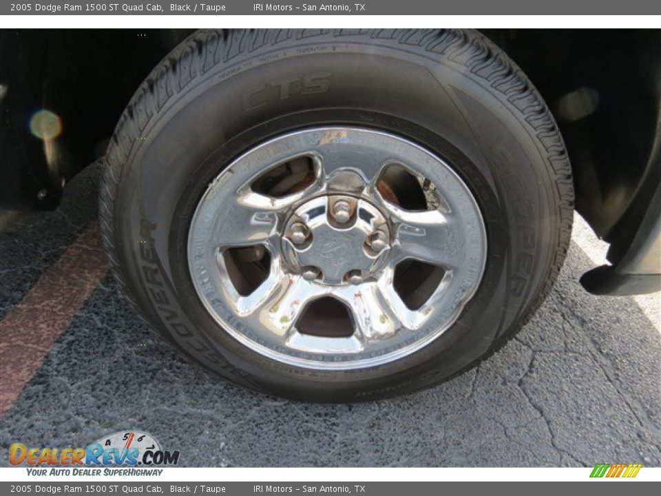 2005 Dodge Ram 1500 ST Quad Cab Black / Taupe Photo #9