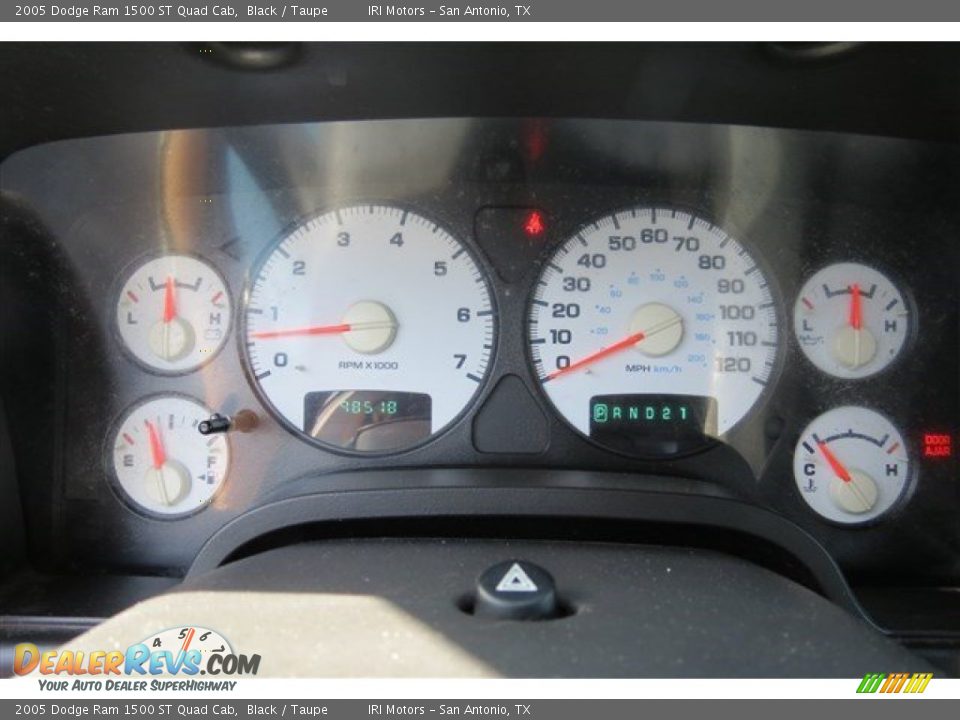 2005 Dodge Ram 1500 ST Quad Cab Black / Taupe Photo #16