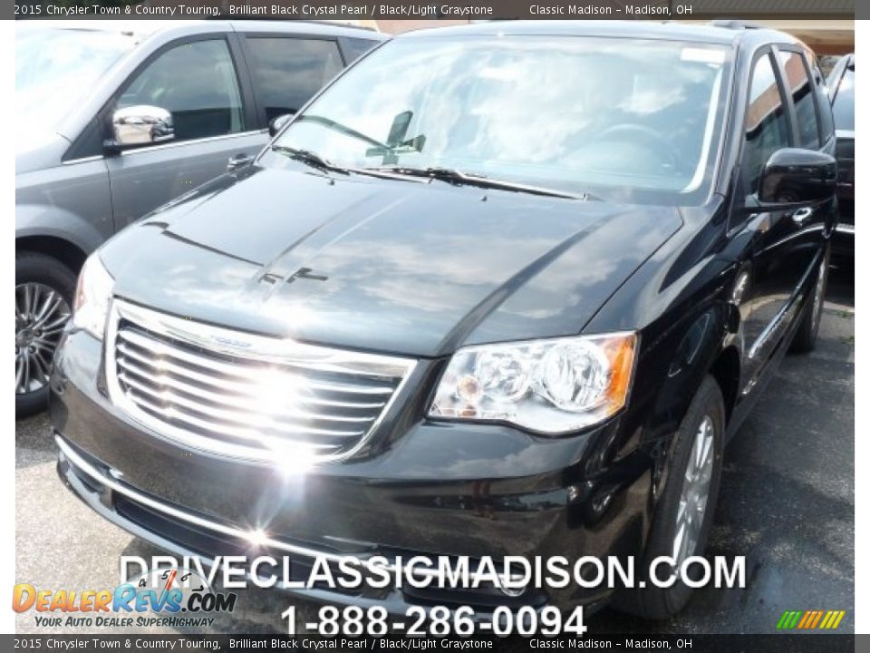 2015 Chrysler Town & Country Touring Brilliant Black Crystal Pearl / Black/Light Graystone Photo #1