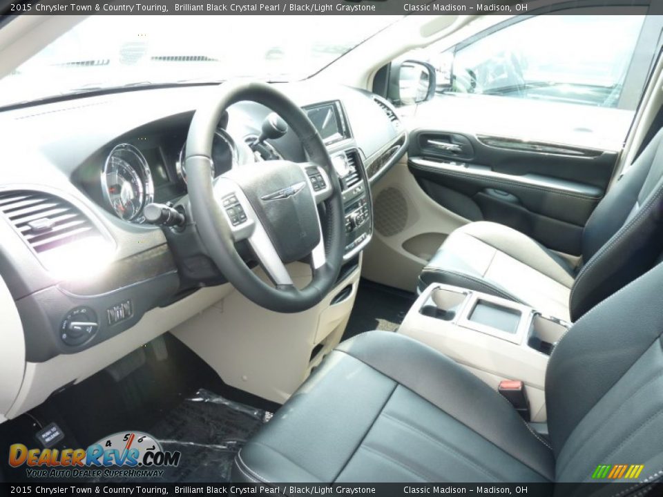 2015 Chrysler Town & Country Touring Brilliant Black Crystal Pearl / Black/Light Graystone Photo #3