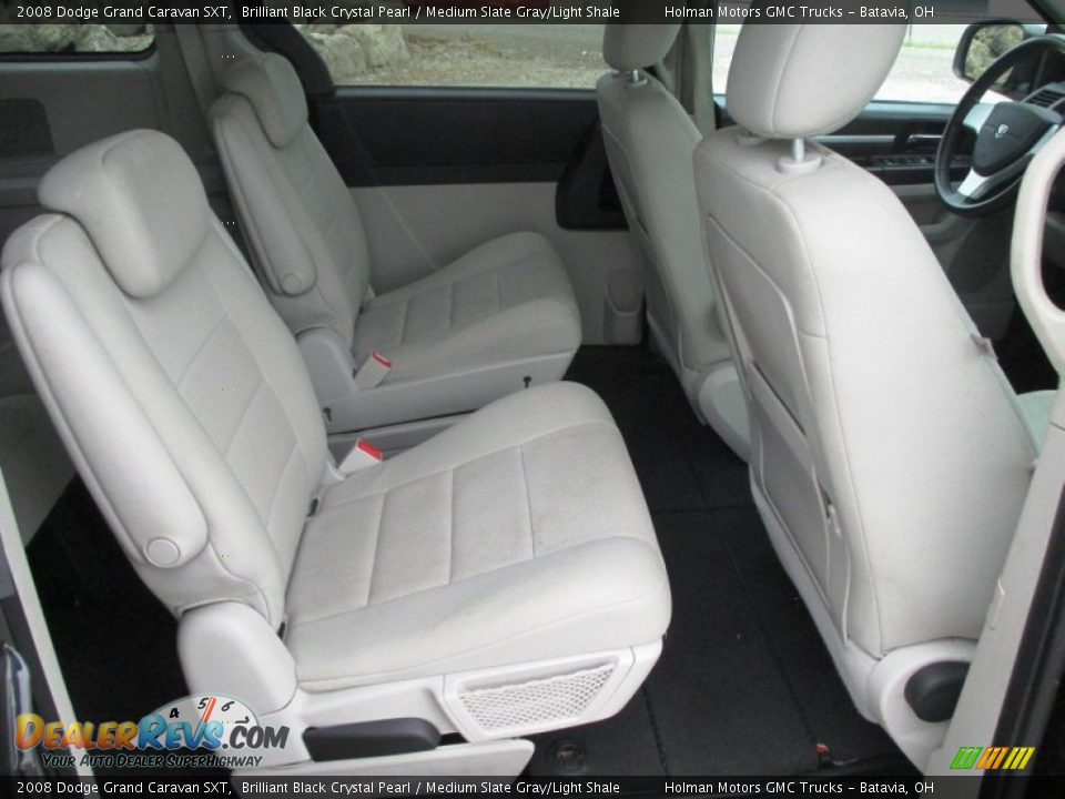 2008 Dodge Grand Caravan SXT Brilliant Black Crystal Pearl / Medium Slate Gray/Light Shale Photo #31
