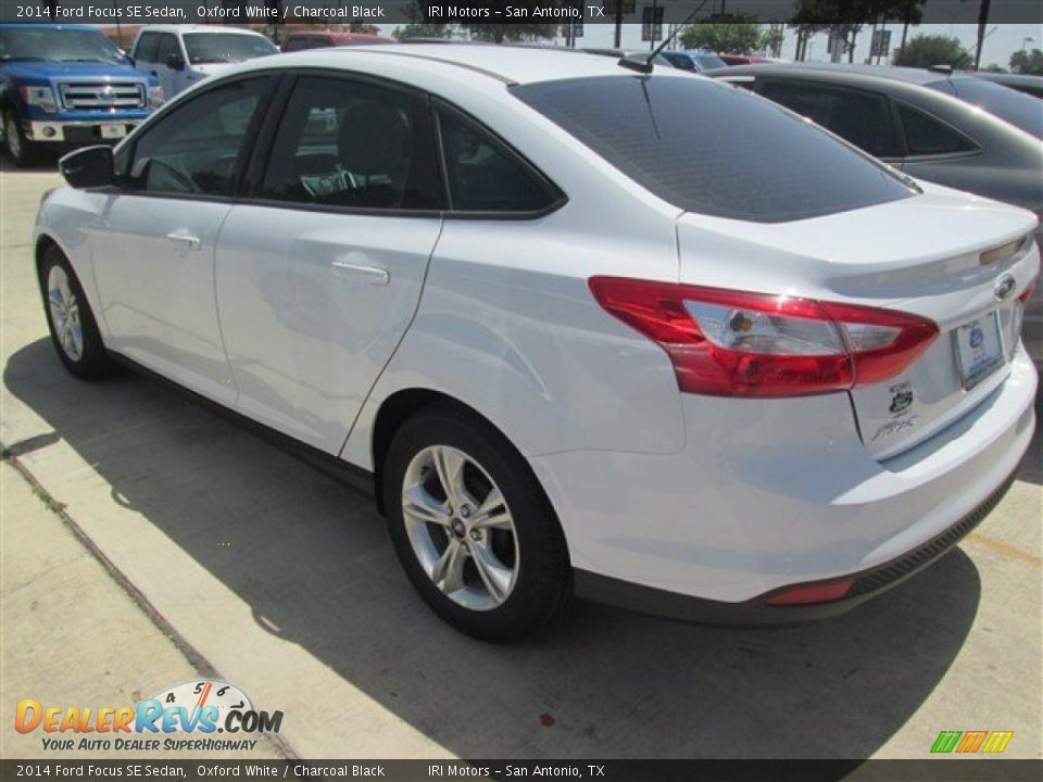 2014 Ford Focus SE Sedan Oxford White / Charcoal Black Photo #2