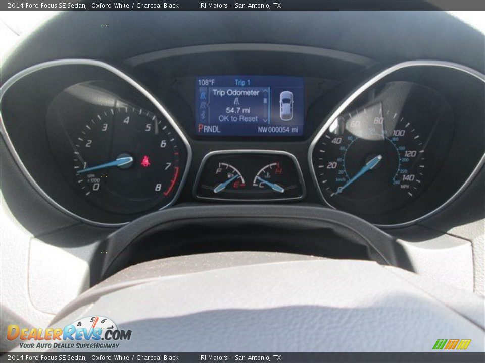 2014 Ford Focus SE Sedan Oxford White / Charcoal Black Photo #15