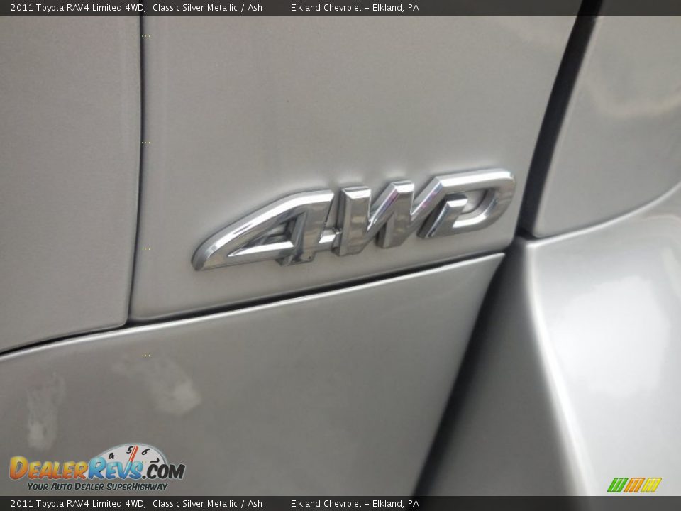2011 Toyota RAV4 Limited 4WD Classic Silver Metallic / Ash Photo #10
