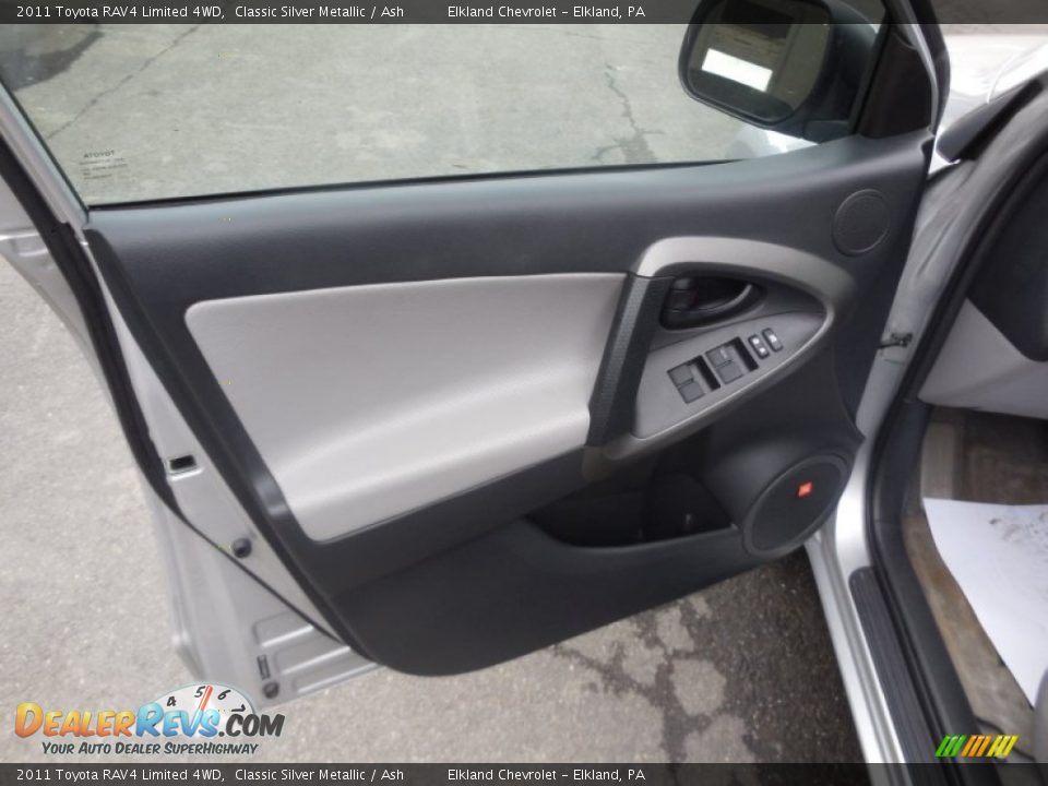 2011 Toyota RAV4 Limited 4WD Classic Silver Metallic / Ash Photo #24