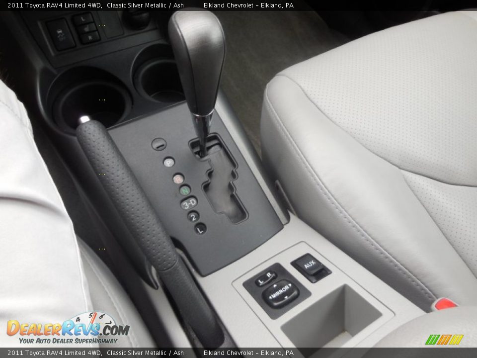 2011 Toyota RAV4 Limited 4WD Classic Silver Metallic / Ash Photo #30