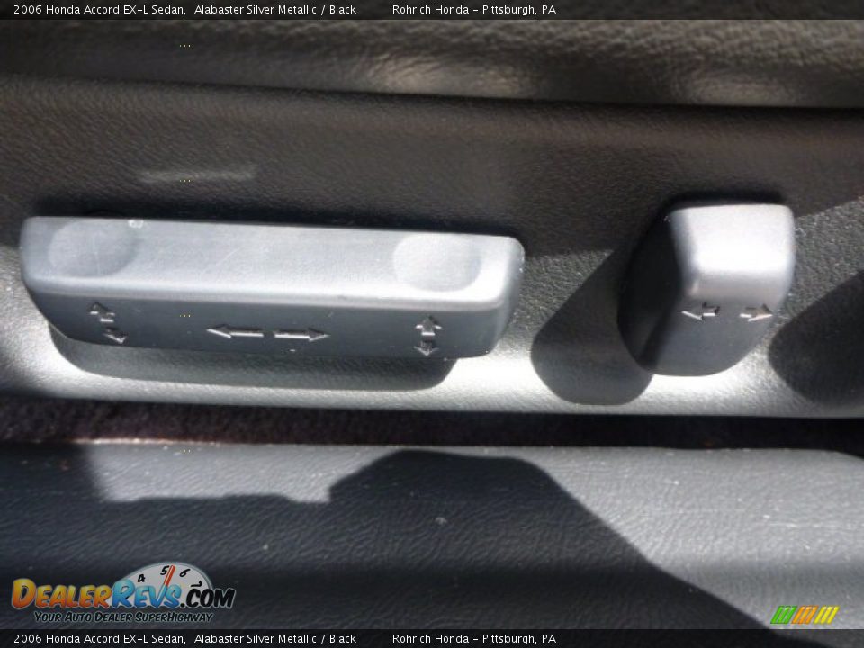 2006 Honda Accord EX-L Sedan Alabaster Silver Metallic / Black Photo #21