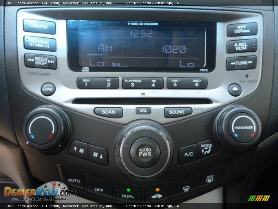 2006 Honda Accord EX-L Sedan Alabaster Silver Metallic / Black Photo #24