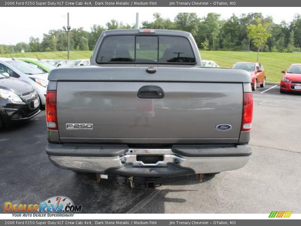 2006 Ford F250 Super Duty XLT Crew Cab 4x4 Dark Stone Metallic / Medium Flint Photo #6