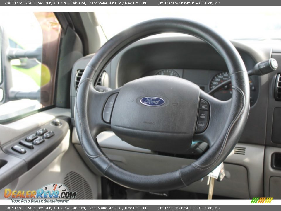 2006 Ford F250 Super Duty XLT Crew Cab 4x4 Dark Stone Metallic / Medium Flint Photo #11