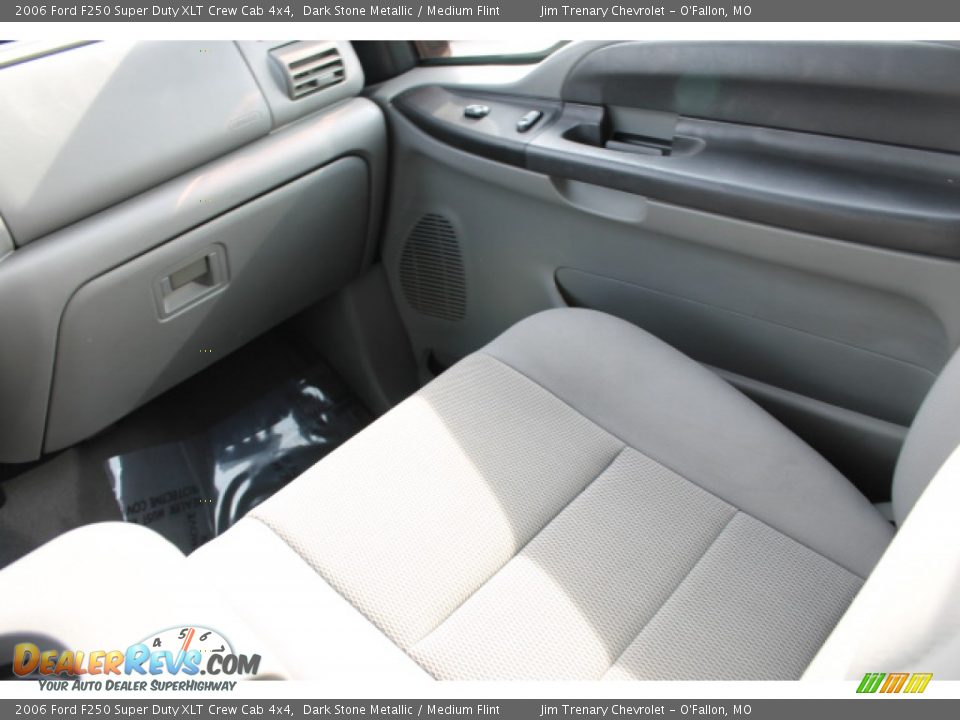 2006 Ford F250 Super Duty XLT Crew Cab 4x4 Dark Stone Metallic / Medium Flint Photo #13