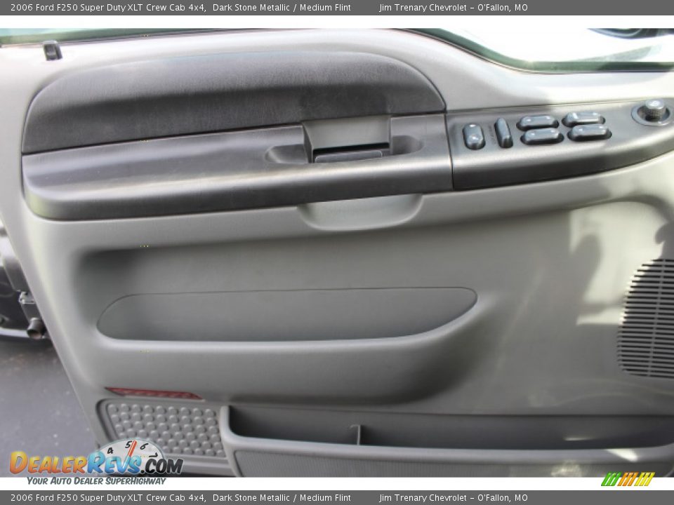 2006 Ford F250 Super Duty XLT Crew Cab 4x4 Dark Stone Metallic / Medium Flint Photo #15