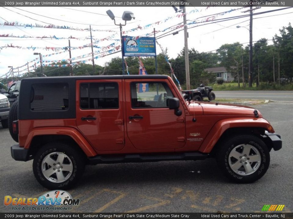 2009 Jeep Wrangler Unlimited Sahara 4x4 Sunburst Orange Pearl / Dark Slate Gray/Medium Slate Gray Photo #8