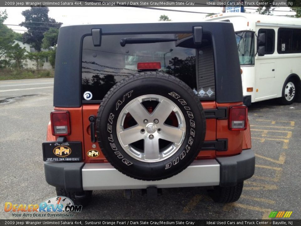 2009 Jeep Wrangler Unlimited Sahara 4x4 Sunburst Orange Pearl / Dark Slate Gray/Medium Slate Gray Photo #15