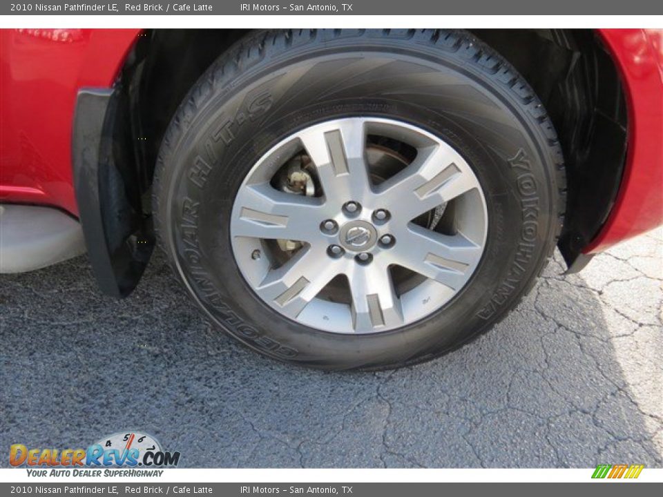 2010 Nissan Pathfinder LE Wheel Photo #9
