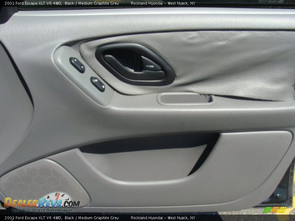 2001 Ford Escape XLT V6 4WD Black / Medium Graphite Grey Photo #24