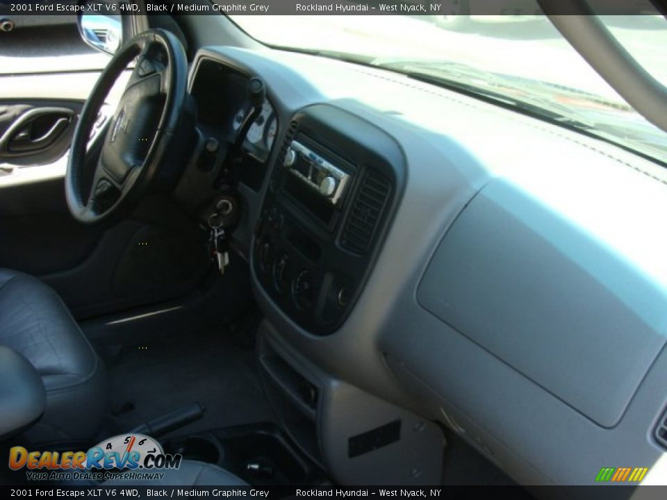 2001 Ford Escape XLT V6 4WD Black / Medium Graphite Grey Photo #25
