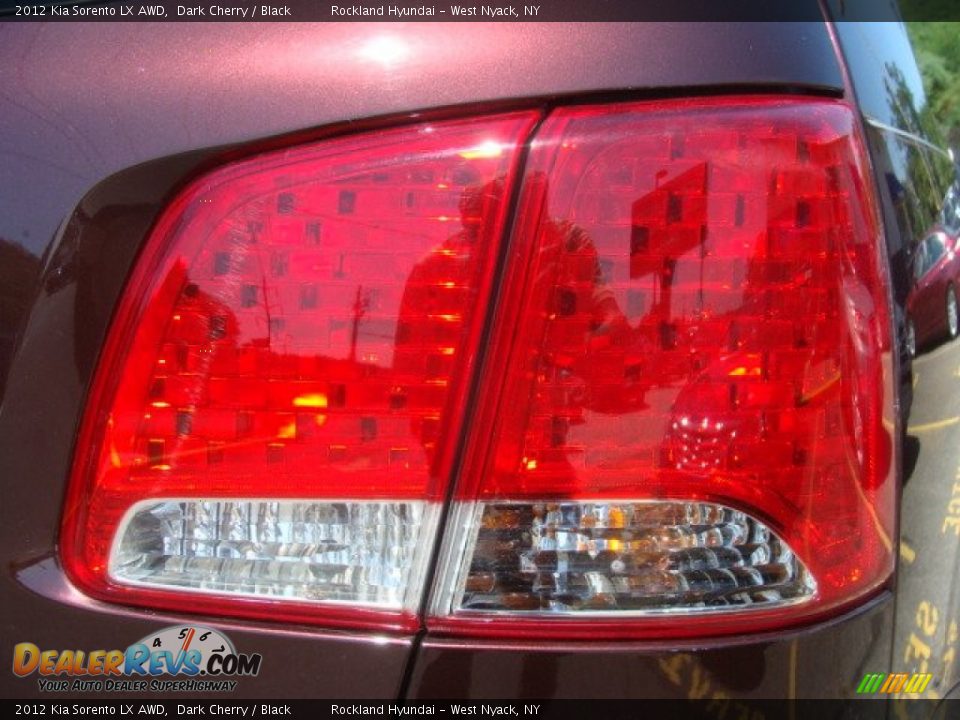 2012 Kia Sorento LX AWD Dark Cherry / Black Photo #19