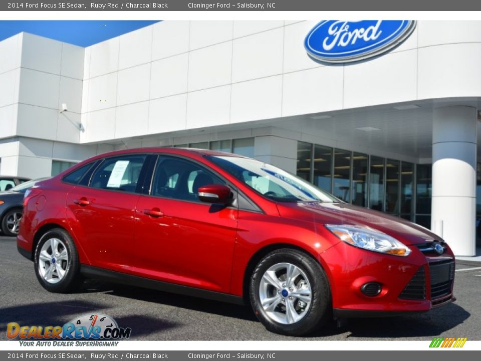 2014 Ford Focus SE Sedan Ruby Red / Charcoal Black Photo #1