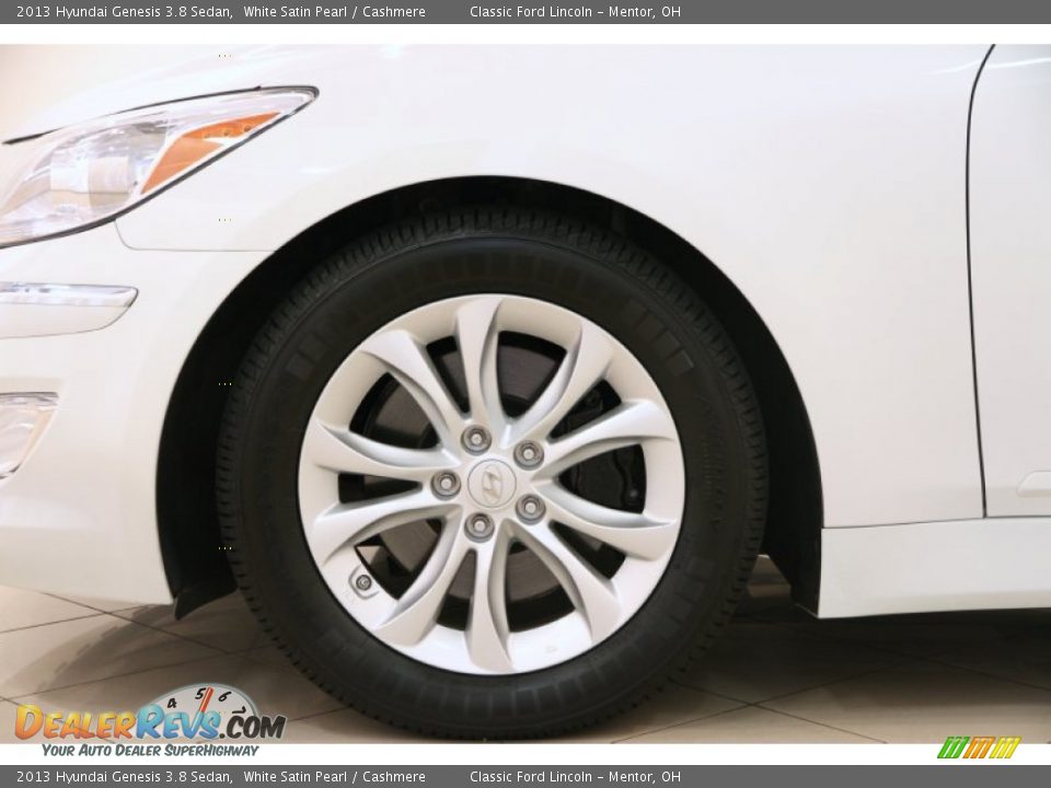 2013 Hyundai Genesis 3.8 Sedan White Satin Pearl / Cashmere Photo #17