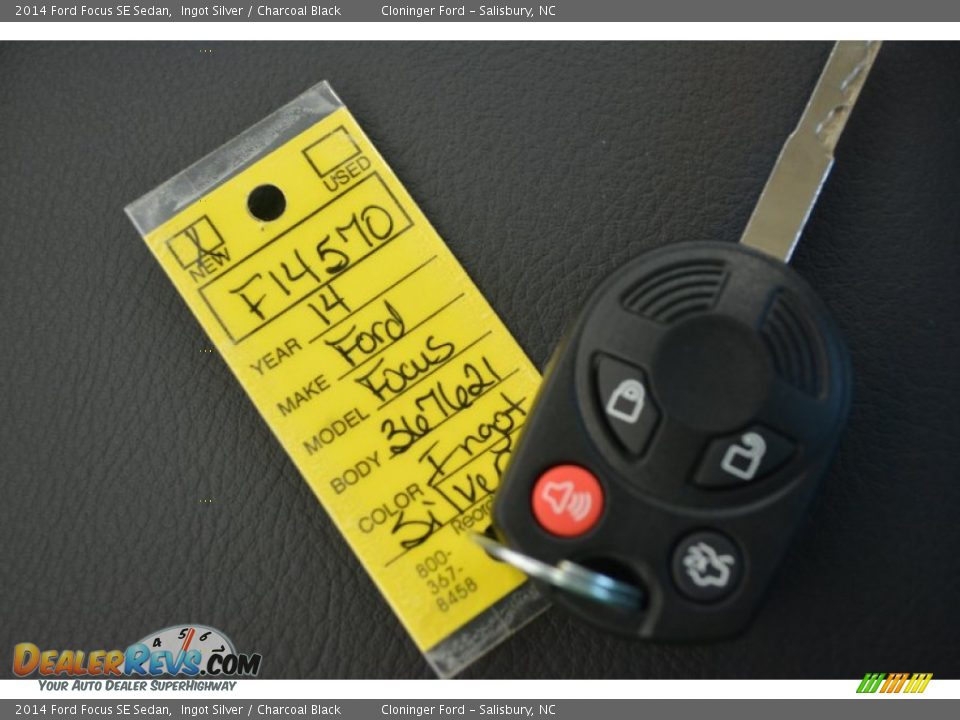2014 Ford Focus SE Sedan Ingot Silver / Charcoal Black Photo #19