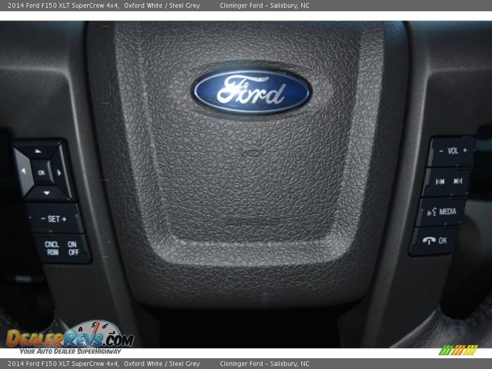 2014 Ford F150 XLT SuperCrew 4x4 Oxford White / Steel Grey Photo #17