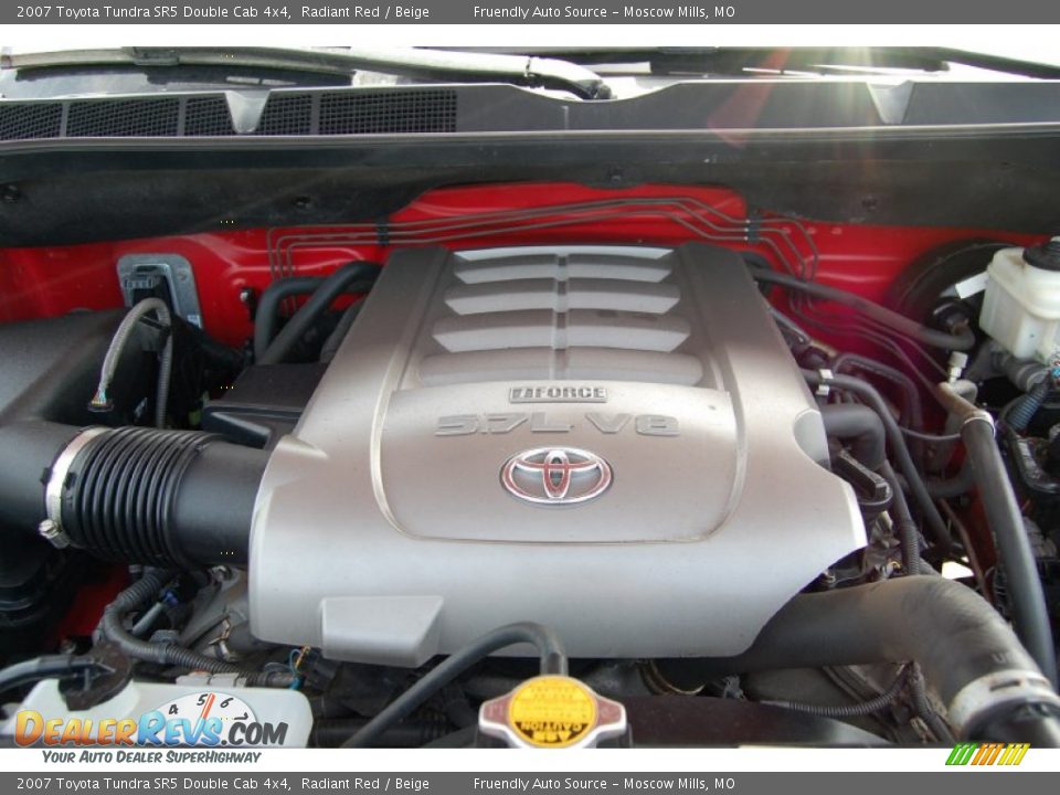 2007 Toyota Tundra SR5 Double Cab 4x4 Radiant Red / Beige Photo #17