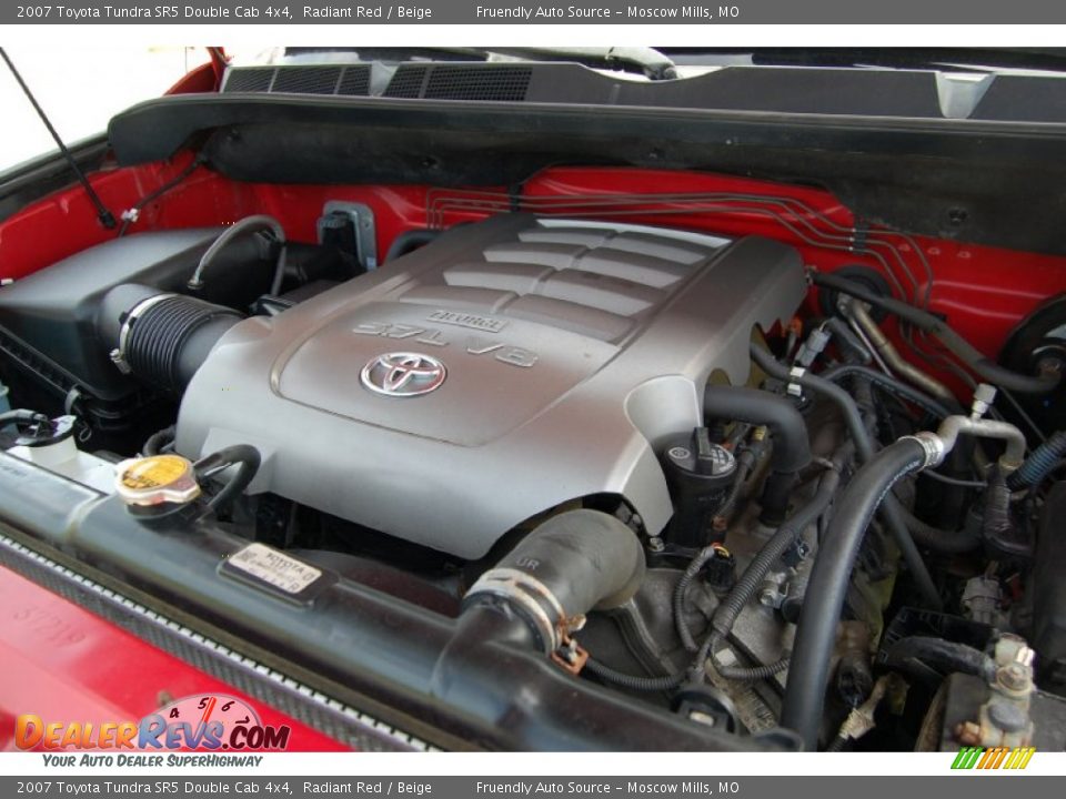 2007 Toyota Tundra SR5 Double Cab 4x4 Radiant Red / Beige Photo #18