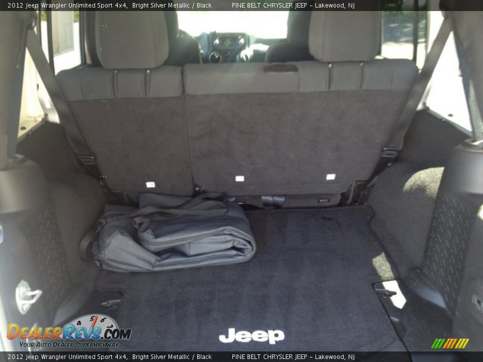 2012 Jeep Wrangler Unlimited Sport 4x4 Bright Silver Metallic / Black Photo #10