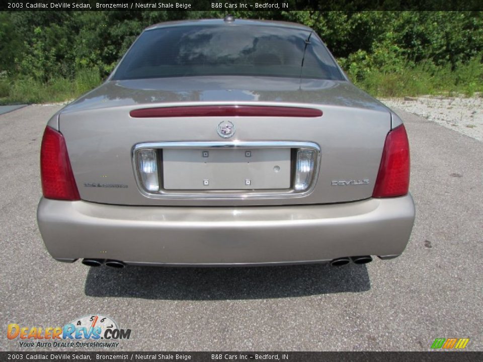 2003 Cadillac DeVille Sedan Bronzemist / Neutral Shale Beige Photo #4