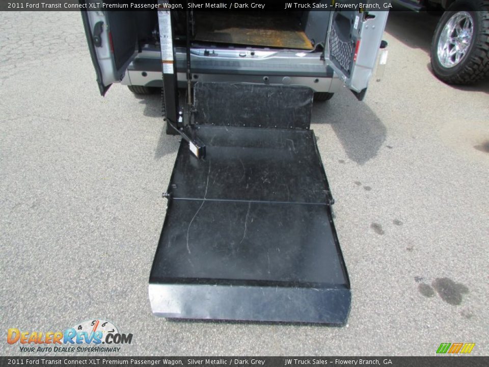 2011 Ford Transit Connect XLT Premium Passenger Wagon Silver Metallic / Dark Grey Photo #9