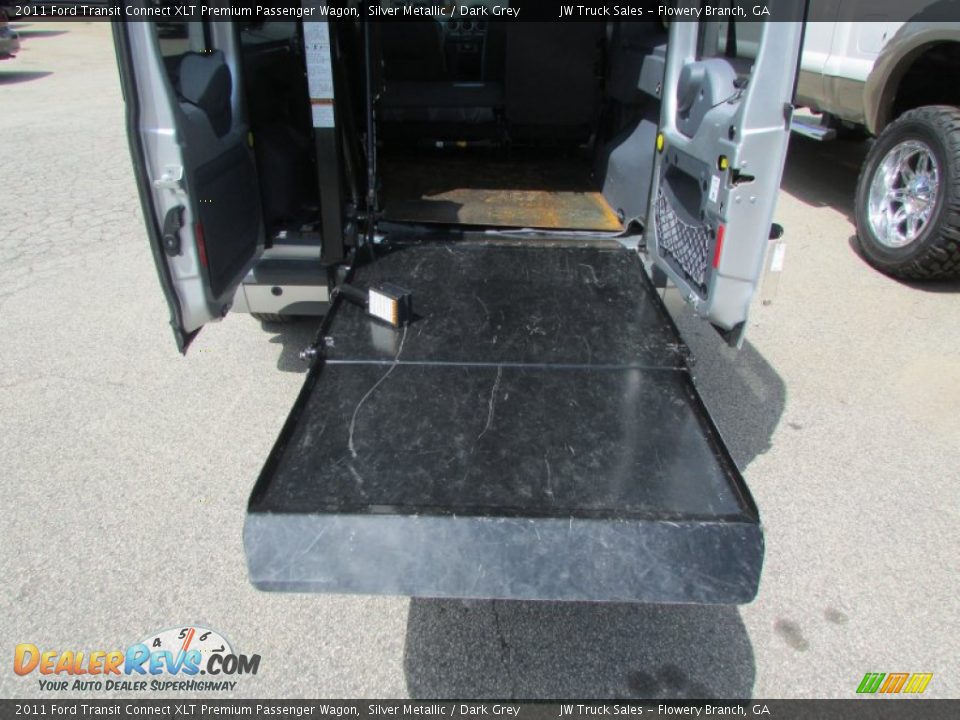 2011 Ford Transit Connect XLT Premium Passenger Wagon Silver Metallic / Dark Grey Photo #10
