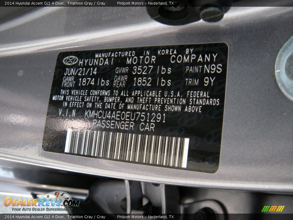 2014 Hyundai Accent GLS 4 Door Triathlon Gray / Gray Photo #32