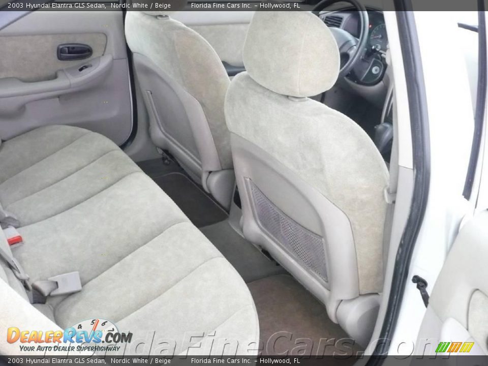 2003 Hyundai Elantra GLS Sedan Nordic White / Beige Photo #15
