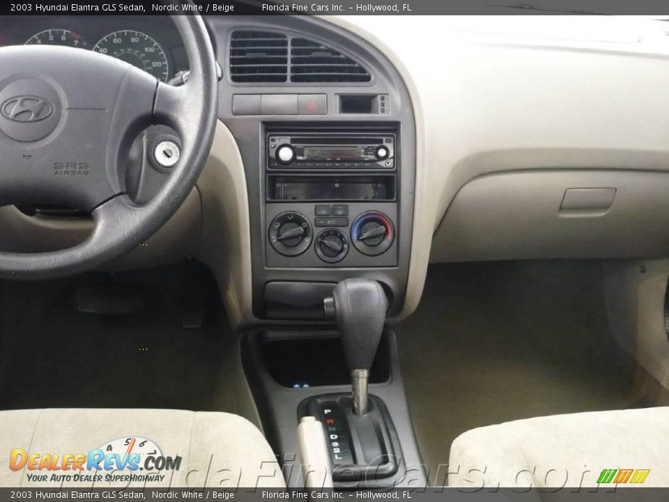 2003 Hyundai Elantra GLS Sedan Nordic White / Beige Photo #18