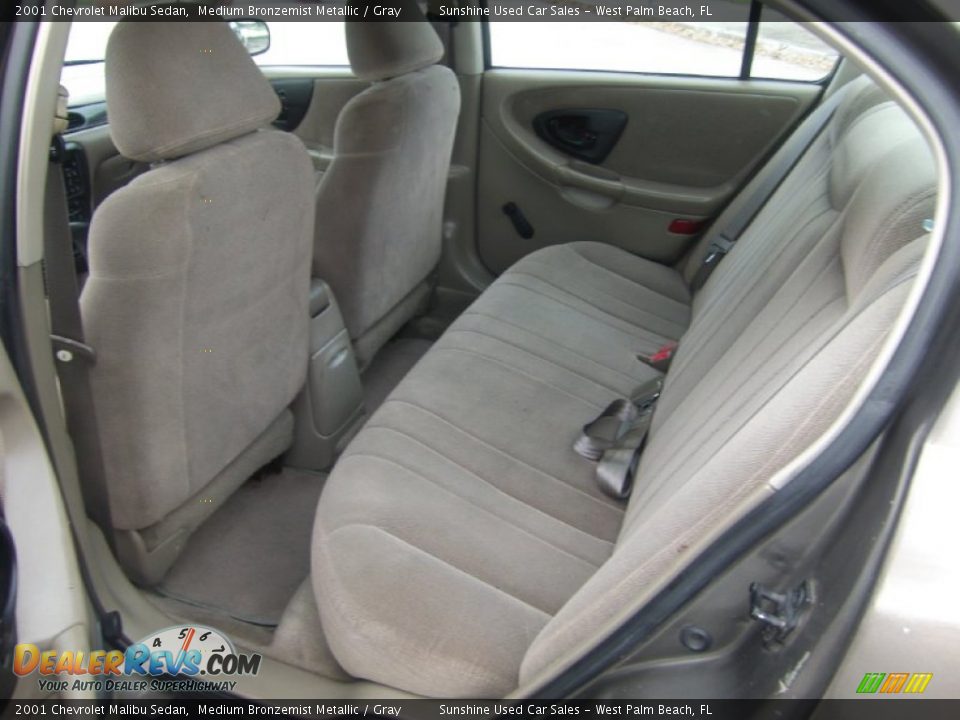 Rear Seat of 2001 Chevrolet Malibu Sedan Photo #8