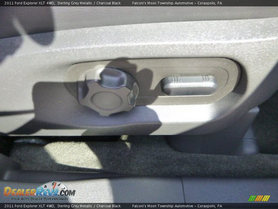 2011 Ford Explorer XLT 4WD Sterling Grey Metallic / Charcoal Black Photo #12