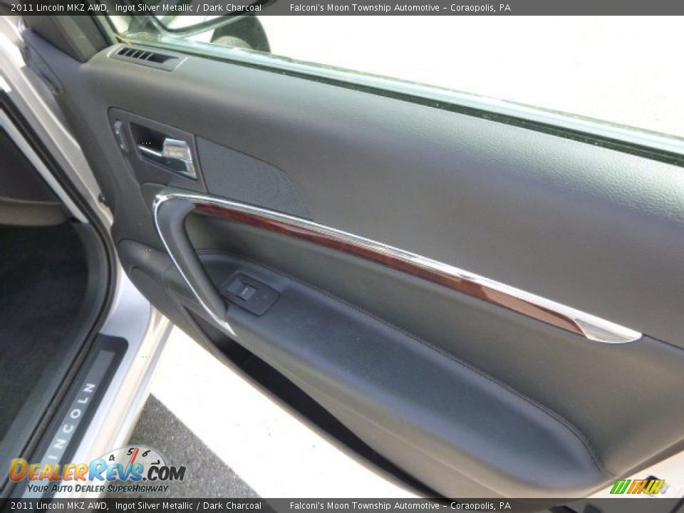 2011 Lincoln MKZ AWD Ingot Silver Metallic / Dark Charcoal Photo #12