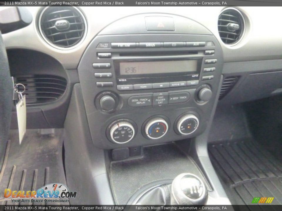 Controls of 2011 Mazda MX-5 Miata Touring Roadster Photo #18