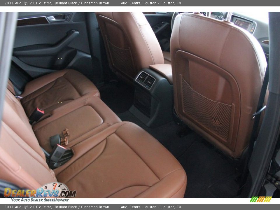 2011 Audi Q5 2.0T quattro Brilliant Black / Cinnamon Brown Photo #29
