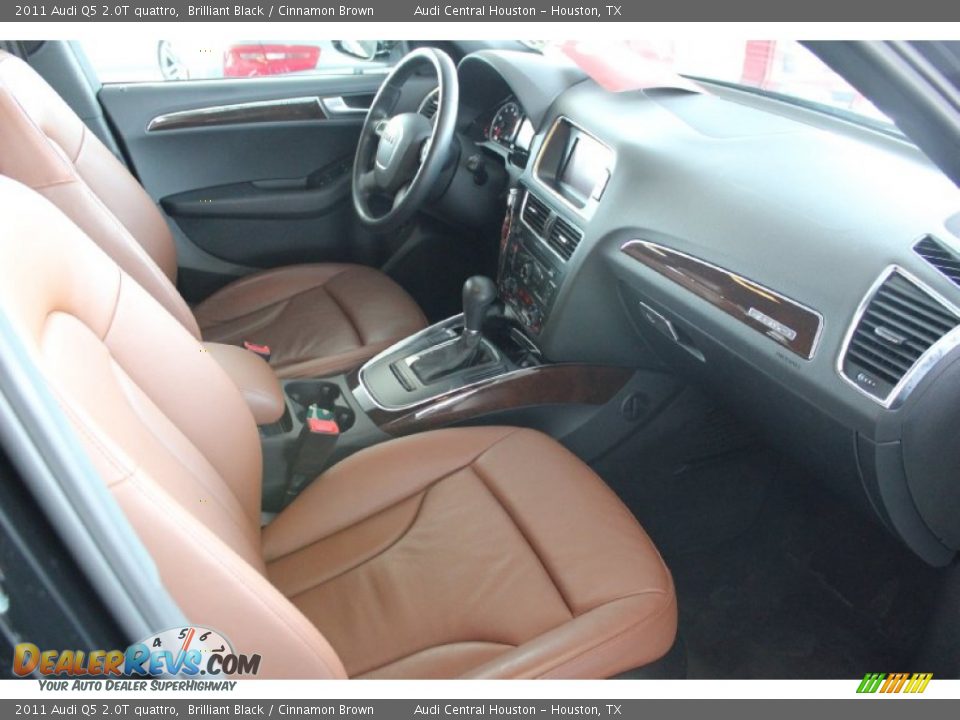 2011 Audi Q5 2.0T quattro Brilliant Black / Cinnamon Brown Photo #33
